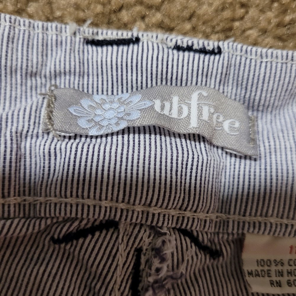 Women's Ubfree shorts, size 11, demin stripes - Picture 9 of 10